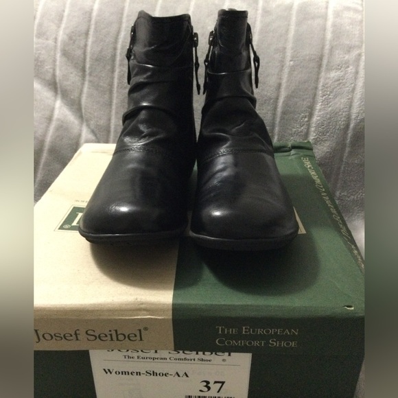 Josef Seibel Faye 5 Black Leather Ankle Boot EU 37 US 6 to 6.5 - Picture 3 of 11